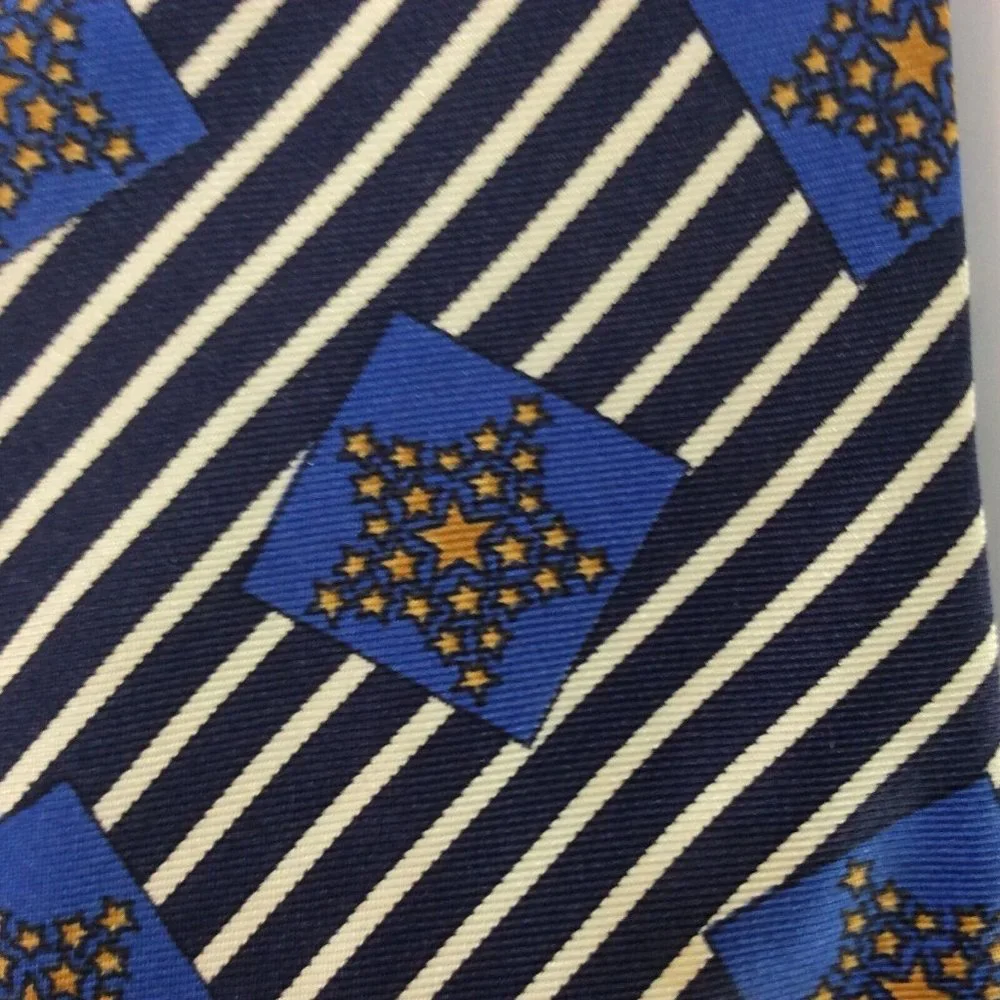 TOMMY‎ HILFIGER MENS TIE NECKTIE Italian Silk USA 4 in Blue Gold Black White